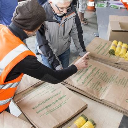 distribution sacs déchets verts