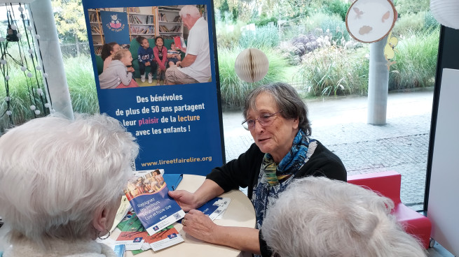 Lire et faire lire