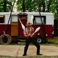 Le jongleur de Bruno Persello (Saint-Ouen l'Aumône)