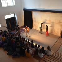 Spectacle théâtre La Passerelle dans l'agora de l'école Antoine de Saint-Exupéry - 30 janv 23